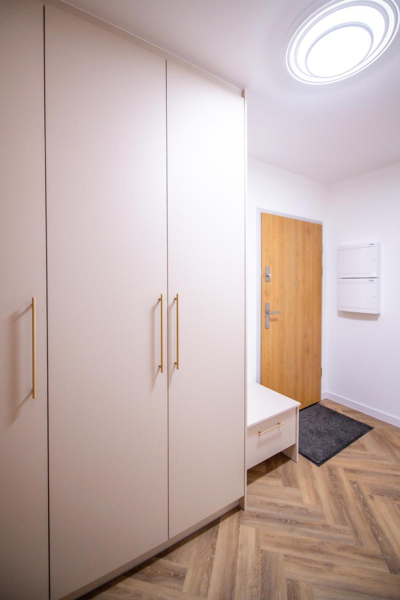 Apartament Mikolowska Z Balkonem グリヴィツェ エクステリア 写真